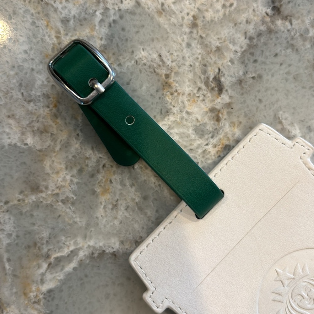 Starbucks luggage tag, never used in white. - Picture 4 of 4